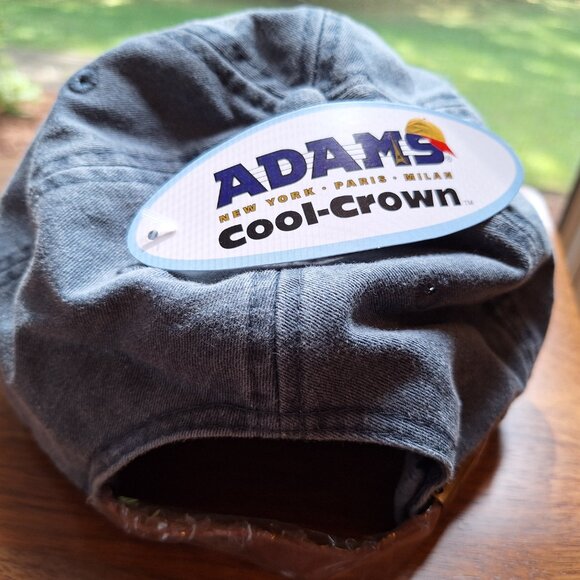 Mickey Head Embroidered Hat - NWT - Picture 3 of 6